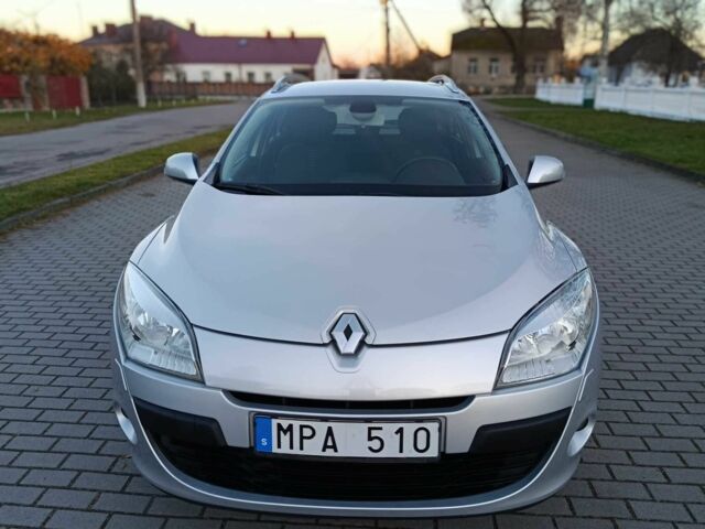 Серый Рено Меган, объемом двигателя 1.6 л и пробегом 195 тыс. км за 6750 $, фото 4 на Automoto.ua