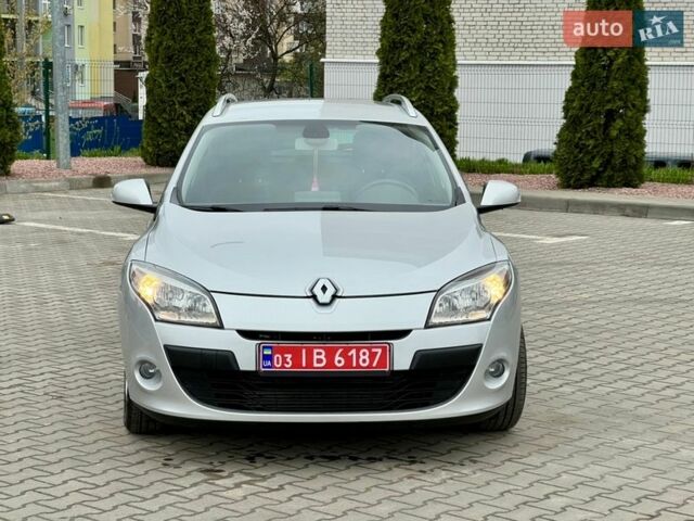 Серый Рено Меган, объемом двигателя 1.4 л и пробегом 193 тыс. км за 6950 $, фото 16 на Automoto.ua