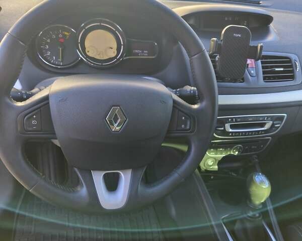 Серый Рено Меган, объемом двигателя 1.4 л и пробегом 215 тыс. км за 6000 $, фото 11 на Automoto.ua