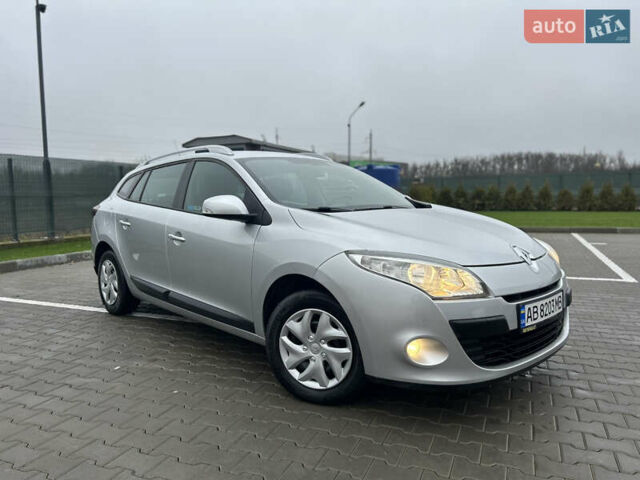 Сірий Рено Меган, об'ємом двигуна 1.6 л та пробігом 172 тис. км за 7450 $, фото 9 на Automoto.ua