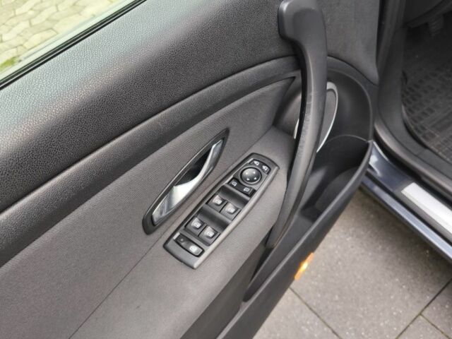 Серый Рено Меган, объемом двигателя 1.4 л и пробегом 215 тыс. км за 5900 $, фото 17 на Automoto.ua