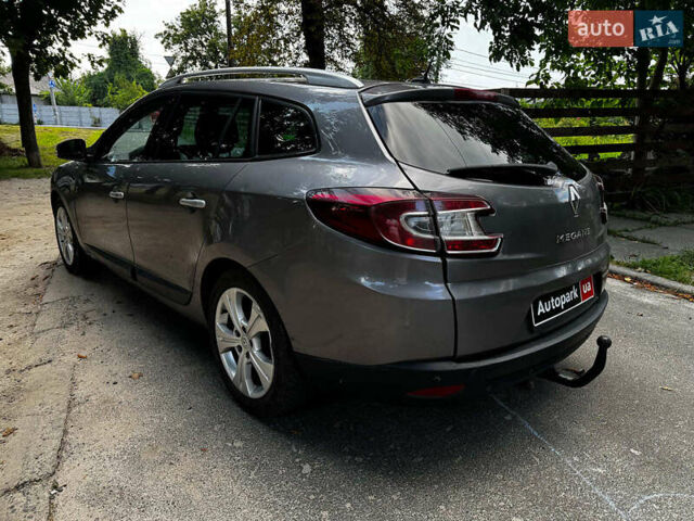 Рено Меган 2009 в Киеве на Automoto.ua Серый Рено Меган, объемом двигателя 1.4 л и пробегом 267 тыс. км за 5990 $, фото 10 на Automoto.ua