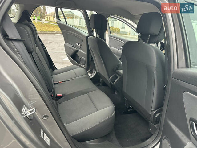 Серый Рено Меган, объемом двигателя 1.6 л и пробегом 176 тыс. км за 6500 $, фото 32 на Automoto.ua