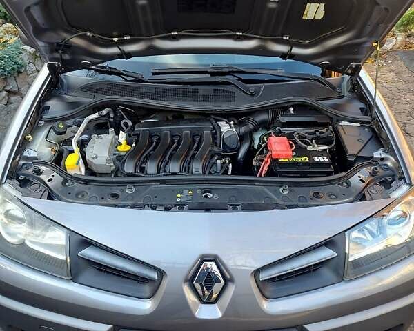 Сірий Рено Меган, об'ємом двигуна 0 л та пробігом 226 тис. км за 5900 $, фото 58 на Automoto.ua