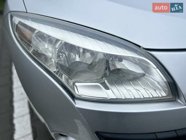 Сірий Рено Меган, об'ємом двигуна 1.6 л та пробігом 172 тис. км за 7450 $, фото 74 на Automoto.ua