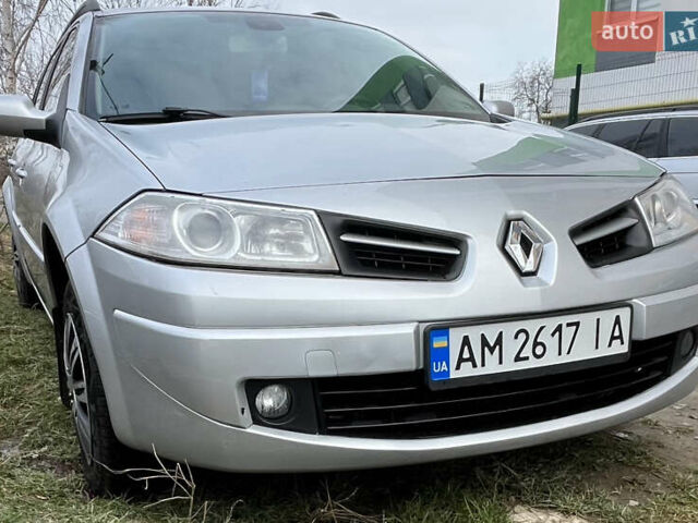 Серый Рено Меган, объемом двигателя 1.6 л и пробегом 248 тыс. км за 4500 $, фото 4 на Automoto.ua