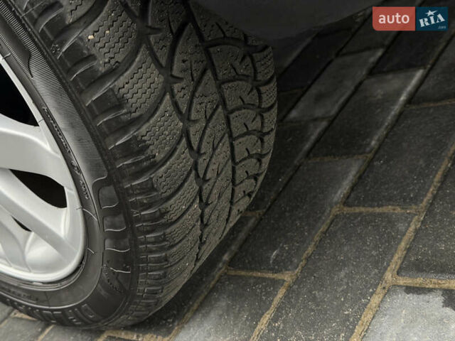 Сірий Рено Меган, об'ємом двигуна 1.6 л та пробігом 196 тис. км за 7850 $, фото 70 на Automoto.ua