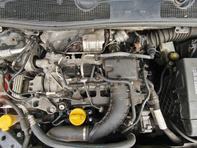 Сірий Рено Меган, об'ємом двигуна 1.4 л та пробігом 215 тис. км за 5700 $, фото 6 на Automoto.ua