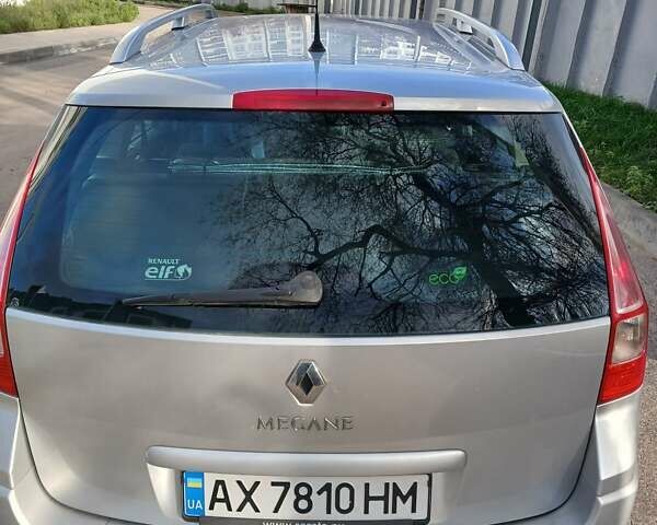 Серый Рено Меган, объемом двигателя 1.6 л и пробегом 199 тыс. км за 4900 $, фото 15 на Automoto.ua