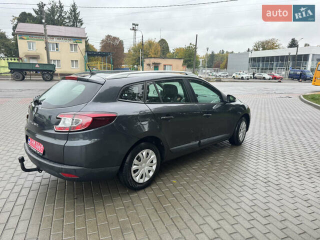 Серый Рено Меган, объемом двигателя 1.6 л и пробегом 231 тыс. км за 7800 $, фото 14 на Automoto.ua