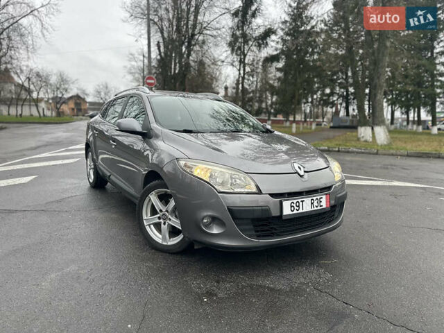Сірий Рено Меган, об'ємом двигуна 1.6 л та пробігом 176 тис. км за 6450 $, фото 10 на Automoto.ua