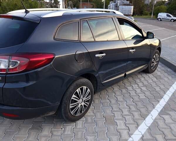 Сірий Рено Меган, об'ємом двигуна 1.5 л та пробігом 304 тис. км за 6000 $, фото 6 на Automoto.ua