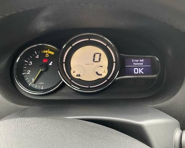 Рено Меган 2009 у Києві на Automoto.ua Сірий Рено Меган, об'ємом двигуна 1.87 л та пробігом 280 тис. км за 6499 $, фото 1 на Automoto.ua