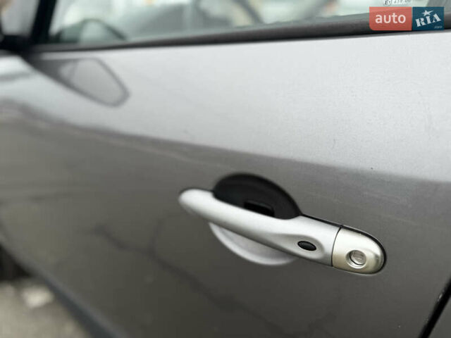 Сірий Рено Меган, об'ємом двигуна 1.4 л та пробігом 266 тис. км за 5200 $, фото 18 на Automoto.ua