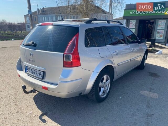 Серый Рено Меган, объемом двигателя 1.6 л и пробегом 321 тыс. км за 5100 $, фото 5 на Automoto.ua