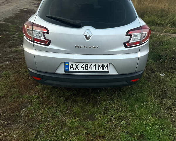 Сірий Рено Меган, об'ємом двигуна 1.6 л та пробігом 219 тис. км за 7500 $, фото 4 на Automoto.ua