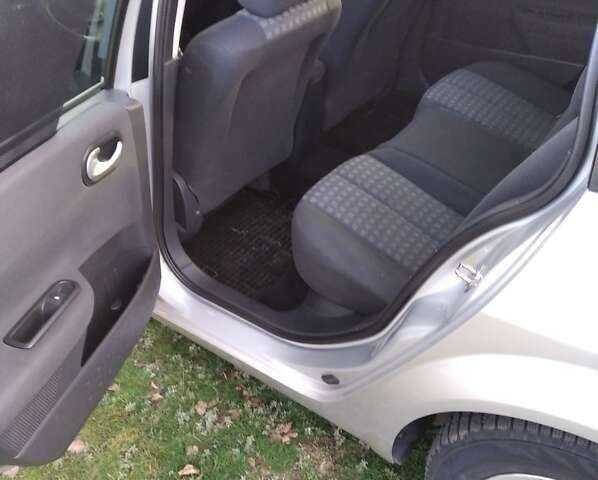 Серый Рено Меган, объемом двигателя 1.6 л и пробегом 178 тыс. км за 5900 $, фото 24 на Automoto.ua