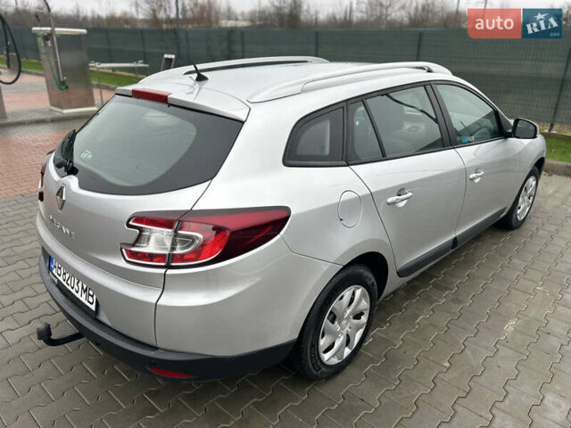 Сірий Рено Меган, об'ємом двигуна 1.6 л та пробігом 172 тис. км за 7450 $, фото 28 на Automoto.ua