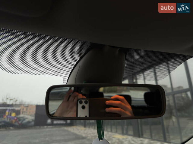 Сірий Рено Меган, об'ємом двигуна 1.6 л та пробігом 196 тис. км за 7850 $, фото 94 на Automoto.ua