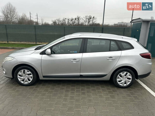 Сірий Рено Меган, об'ємом двигуна 1.6 л та пробігом 172 тис. км за 7450 $, фото 49 на Automoto.ua