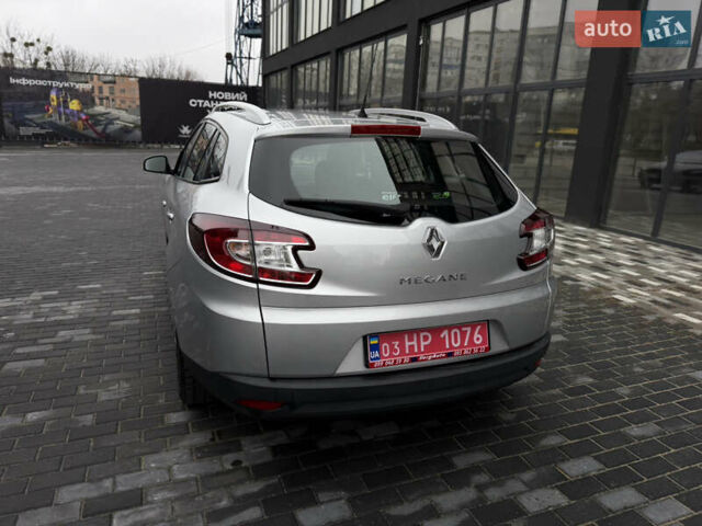 Сірий Рено Меган, об'ємом двигуна 1.6 л та пробігом 196 тис. км за 7850 $, фото 31 на Automoto.ua