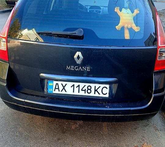 Рено Меган 2009 в Харькове на Automoto.ua Серый Рено Меган, объемом двигателя 1.6 л и пробегом 180 тыс. км за 5500 $, фото 3 на Automoto.ua