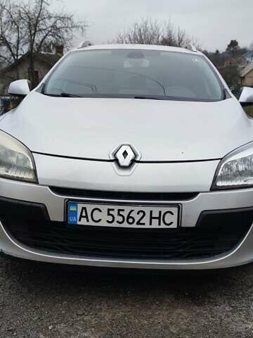 Сірий Рено Меган, об'ємом двигуна 1.5 л та пробігом 337 тис. км за 5600 $, фото 1 на Automoto.ua
