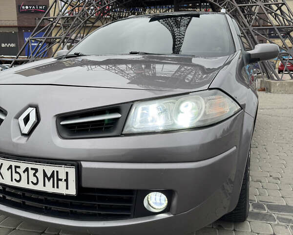 Серый Рено Меган, объемом двигателя 1.5 л и пробегом 277 тыс. км за 6000 $, фото 19 на Automoto.ua