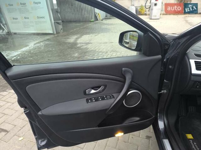 Серый Рено Меган, объемом двигателя 1.6 л и пробегом 215 тыс. км за 7100 $, фото 13 на Automoto.ua