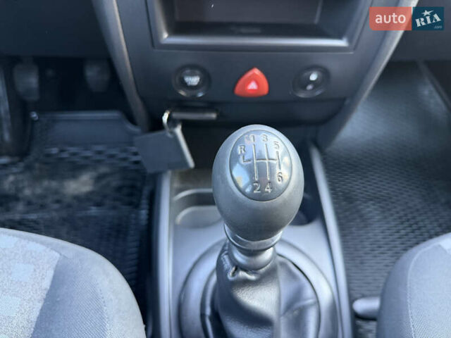 Серый Рено Меган, объемом двигателя 1.46 л и пробегом 230 тыс. км за 4900 $, фото 36 на Automoto.ua