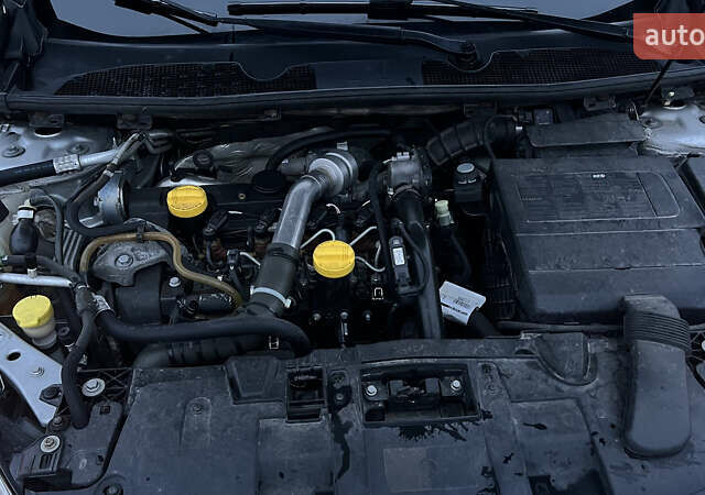 Серый Рено Меган, объемом двигателя 1.5 л и пробегом 248 тыс. км за 6500 $, фото 16 на Automoto.ua