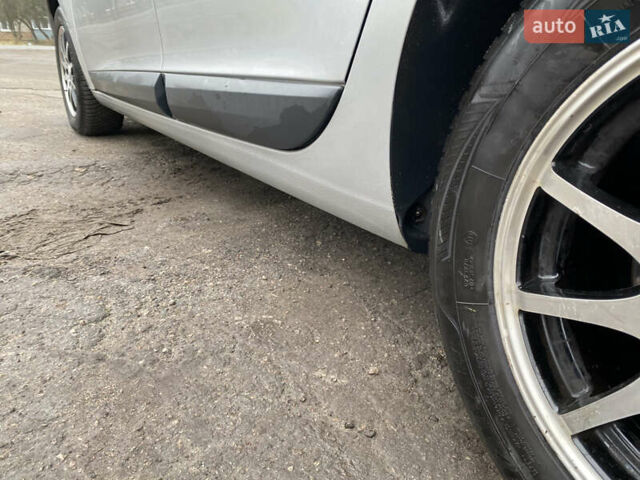 Серый Рено Меган, объемом двигателя 1.6 л и пробегом 206 тыс. км за 6850 $, фото 17 на Automoto.ua