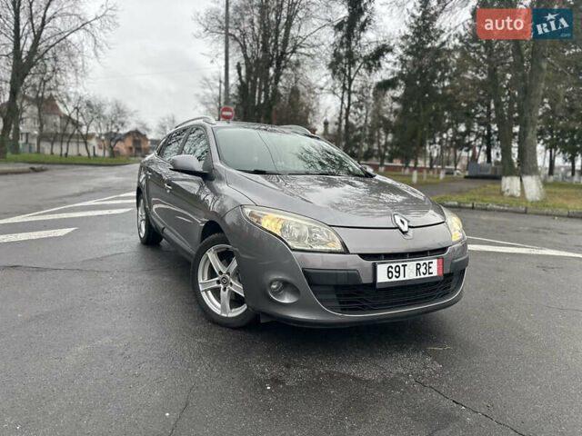 Серый Рено Меган, объемом двигателя 1.6 л и пробегом 176 тыс. км за 6500 $, фото 13 на Automoto.ua