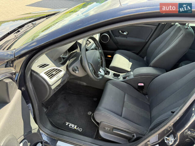Сірий Рено Меган, об'ємом двигуна 1.4 л та пробігом 143 тис. км за 4999 $, фото 14 на Automoto.ua