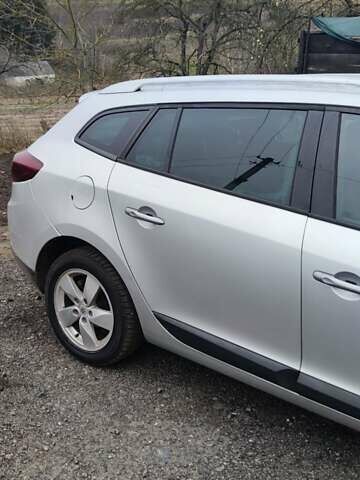Сірий Рено Меган, об'ємом двигуна 1.5 л та пробігом 337 тис. км за 5600 $, фото 5 на Automoto.ua