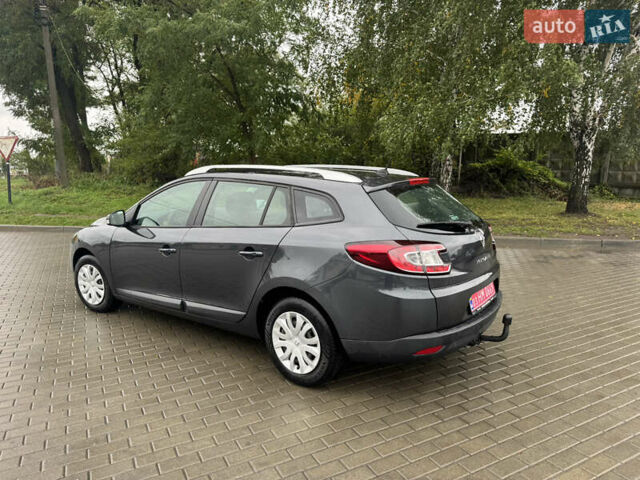 Серый Рено Меган, объемом двигателя 1.6 л и пробегом 231 тыс. км за 7800 $, фото 7 на Automoto.ua