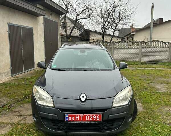 Серый Рено Меган, объемом двигателя 1.4 л и пробегом 215 тыс. км за 5700 $, фото 1 на Automoto.ua