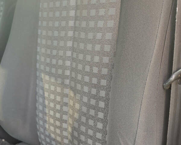 Серый Рено Меган, объемом двигателя 1.6 л и пробегом 185 тыс. км за 6250 $, фото 7 на Automoto.ua