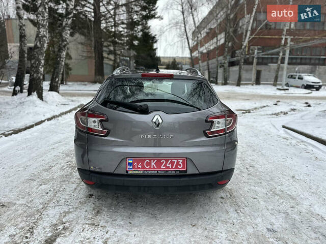 Сірий Рено Меган, об'ємом двигуна 1.6 л та пробігом 176 тис. км за 6450 $, фото 48 на Automoto.ua