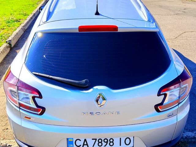 Сірий Рено Меган, об'ємом двигуна 1.5 л та пробігом 282 тис. км за 6500 $, фото 2 на Automoto.ua