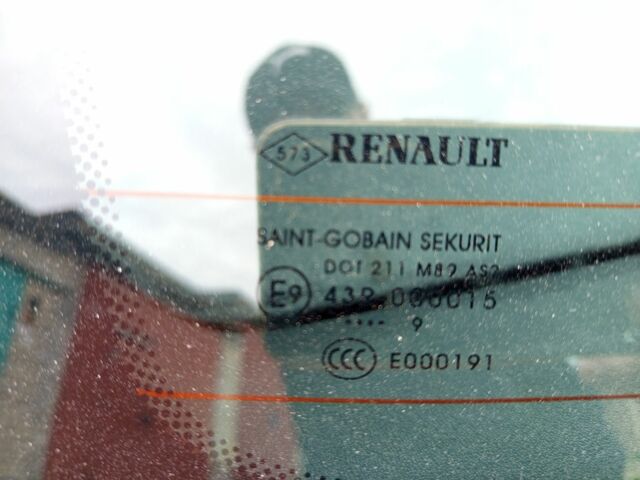 Серый Рено Меган, объемом двигателя 6 л и пробегом 198 тыс. км за 5850 $, фото 18 на Automoto.ua