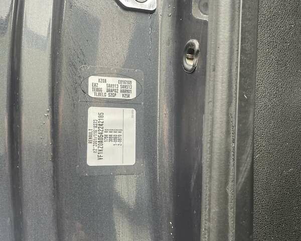 Сірий Рено Меган, об'ємом двигуна 1.46 л та пробігом 230 тис. км за 6700 $, фото 13 на Automoto.ua