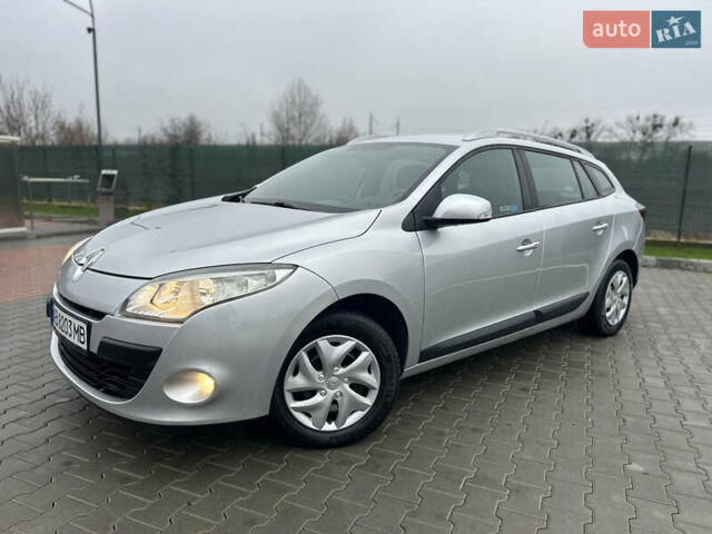 Сірий Рено Меган, об'ємом двигуна 1.6 л та пробігом 172 тис. км за 7450 $, фото 14 на Automoto.ua