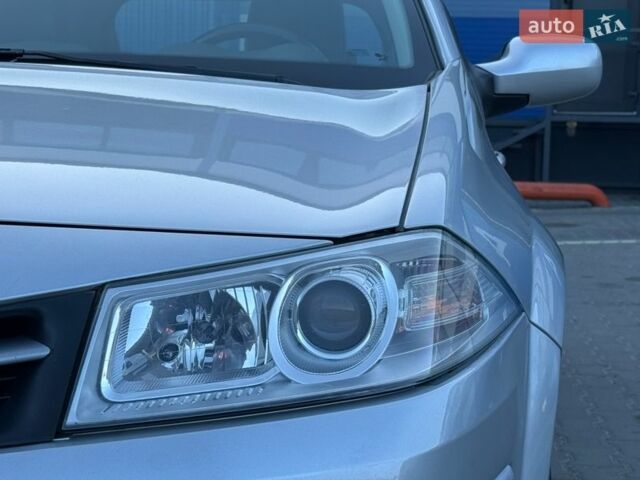 Сірий Рено Меган, об'ємом двигуна 1.6 л та пробігом 207 тис. км за 5450 $, фото 16 на Automoto.ua
