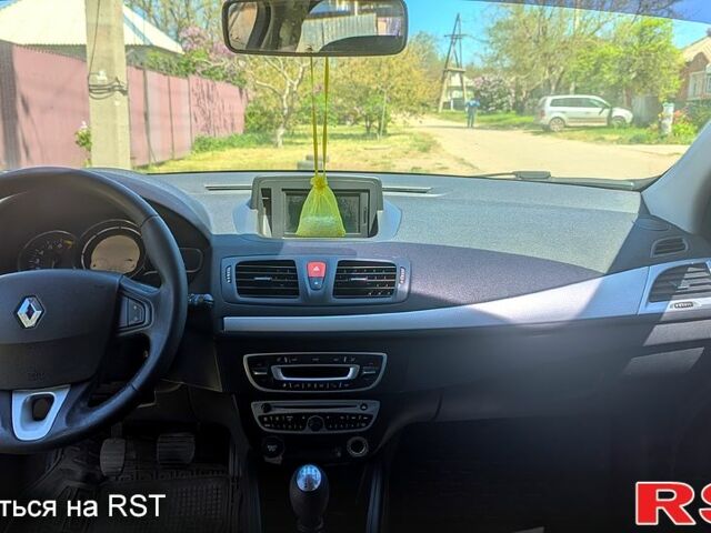 Сірий Рено Меган, об'ємом двигуна 1.4 л та пробігом 209 тис. км за 6000 $, фото 4 на Automoto.ua