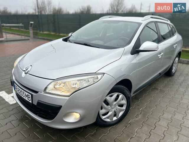 Сірий Рено Меган, об'ємом двигуна 1.6 л та пробігом 172 тис. км за 7450 $, фото 57 на Automoto.ua