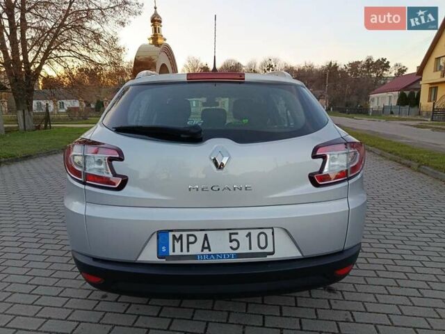 Серый Рено Меган, объемом двигателя 1.6 л и пробегом 195 тыс. км за 6800 $, фото 4 на Automoto.ua