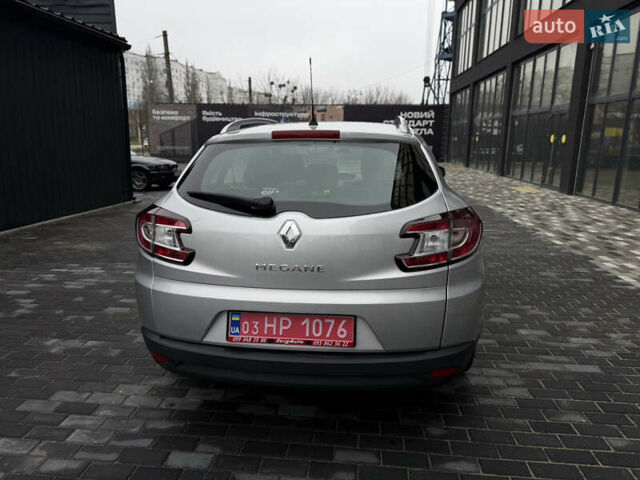 Сірий Рено Меган, об'ємом двигуна 1.6 л та пробігом 196 тис. км за 7850 $, фото 36 на Automoto.ua