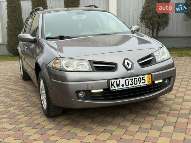 Серый Рено Меган, объемом двигателя 1.6 л и пробегом 149 тыс. км за 5400 $, фото 6 на Automoto.ua