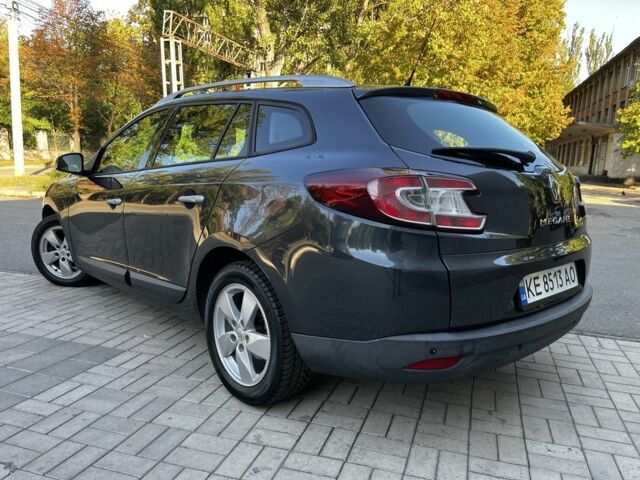 Сірий Рено Меган, об'ємом двигуна 1.6 л та пробігом 197 тис. км за 6500 $, фото 3 на Automoto.ua